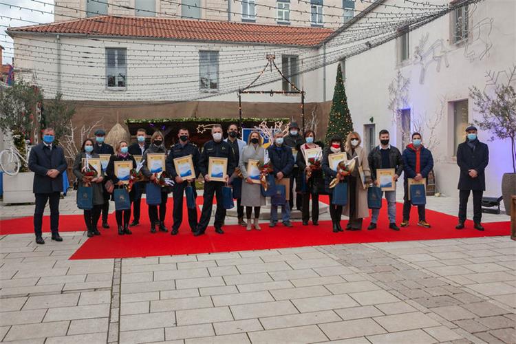 Slika /nasmiješeno sunce 2020/Nasmiješeno sunce 2020 (01).jpg
